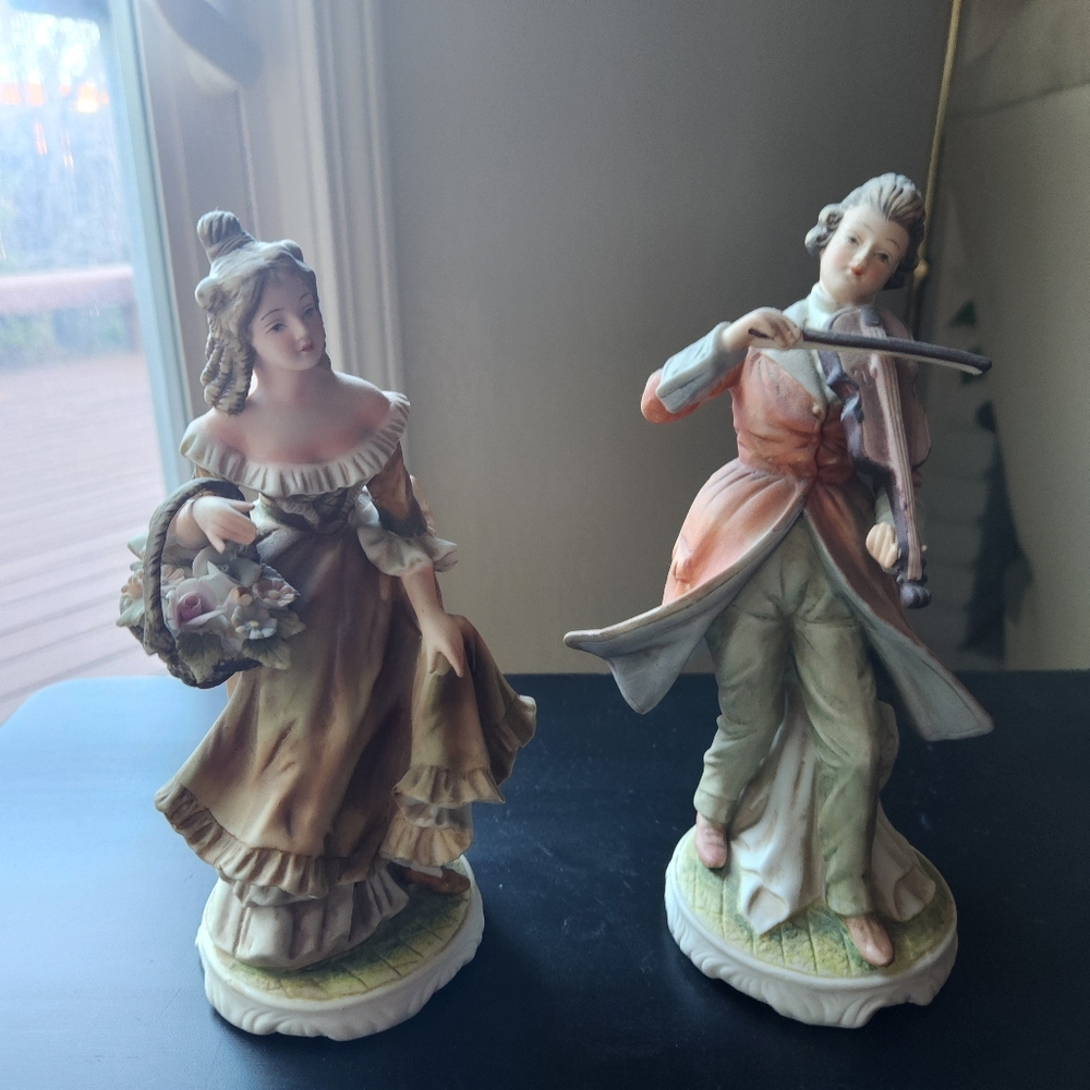 Lefton Robert & Hildegarde French Colonial 10" Statue Set KW344 Blue & Gray